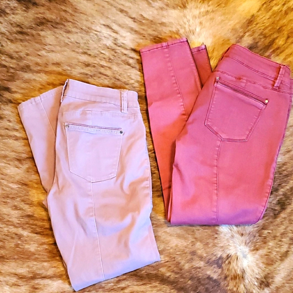 White House Black Market Skinnies , size 4